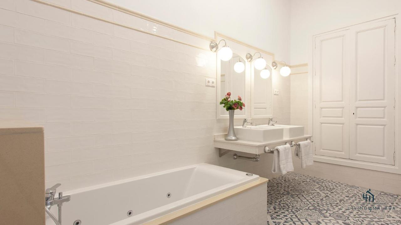 Living4Malaga Aduana Presidential Daire Dış mekan fotoğraf