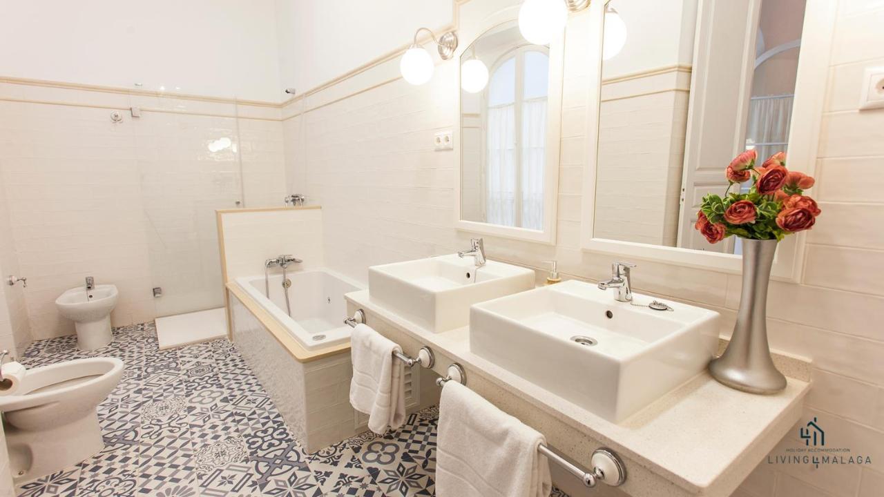 Living4Malaga Aduana Presidential Daire Dış mekan fotoğraf